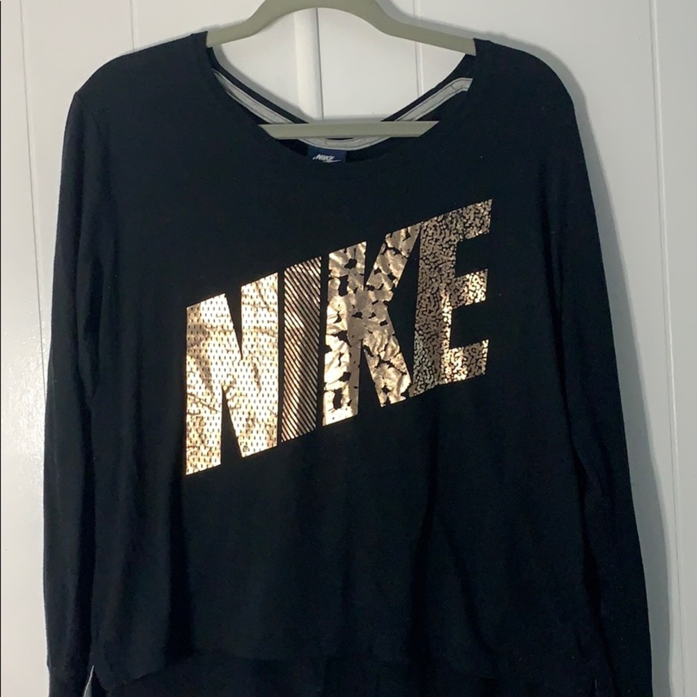 NIKE LONG SLEEVE TOP